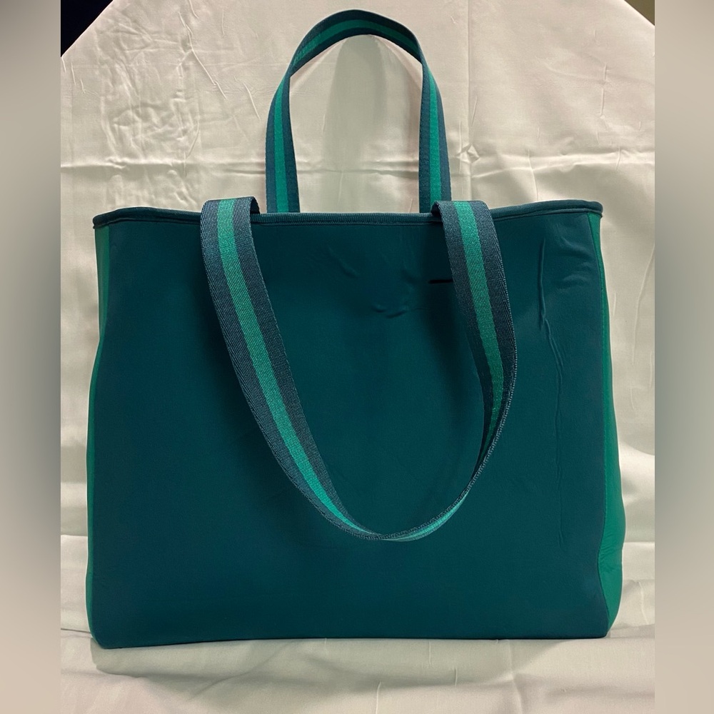 Summersalt Neoprene Beach Tote